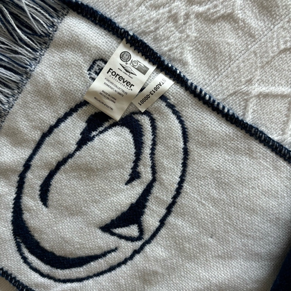 Penn State Scarf (Unisex) - Picture 5 of 6